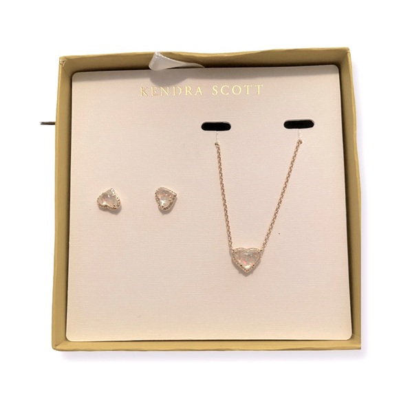 NWT Kendra Scott Anna Pendant Necklace and Stud Earring Gift Set - Picture 3 of 3